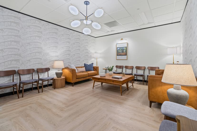 Austin waiting area with leather seating