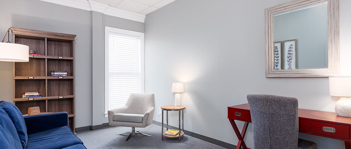 Maryland Farms Continental Place office space
